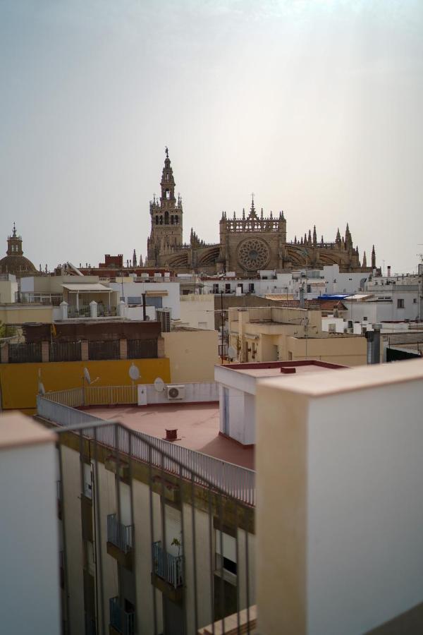 Azahar Cathedral Sevilla Exterior foto
